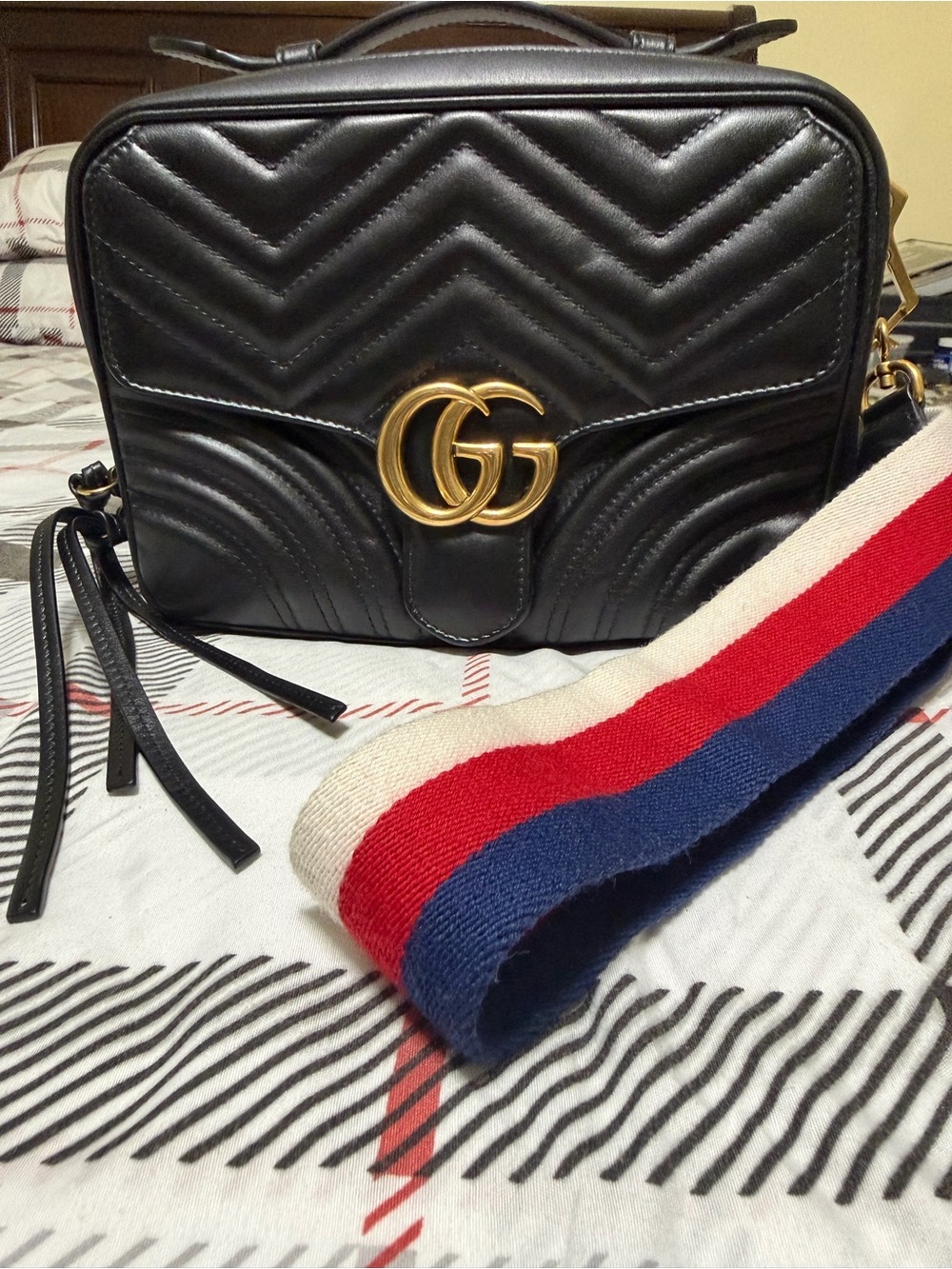 Gucci GG Marmont Black Leather Crossbody Bag with Red-White-Blue Strap - Picture 1 of 9